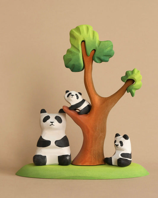 Bumbu Panda Bears And Tree Set